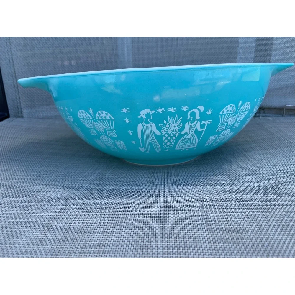 Pyrex Mixing Bowl Butterprint Turquoise Blue White Excellent Cinderella 444 4qt